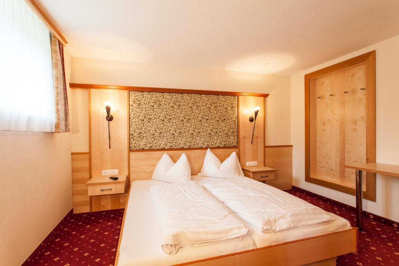 Alpenapart Alexander Ladis Chambre photo